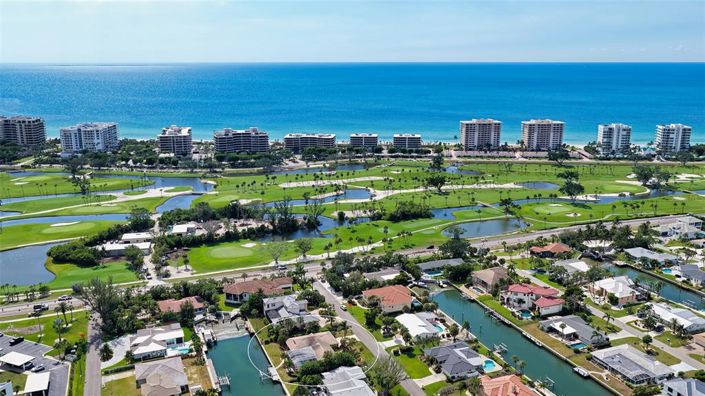 Image No.65-3 Bed Property for sale