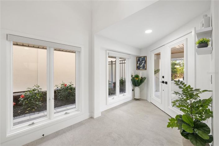 Image No.32-6 Bed Property for sale