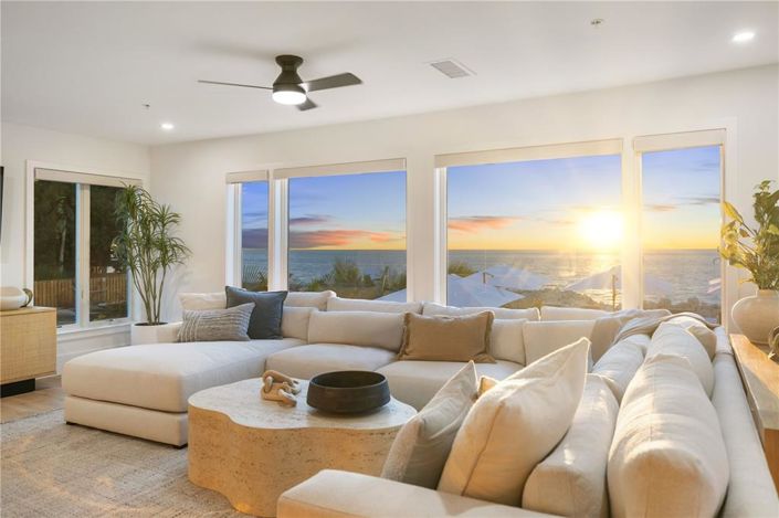 Image No.49-6 Bed Property for sale