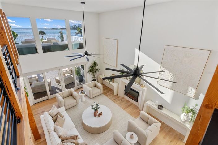 Image No.54-6 Bed Property for sale