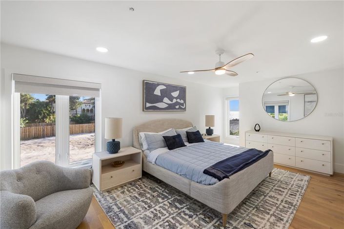 Image No.87-6 Bed Property for sale