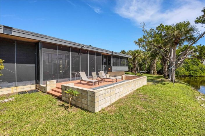 Image No.39-5 Bed Property for sale