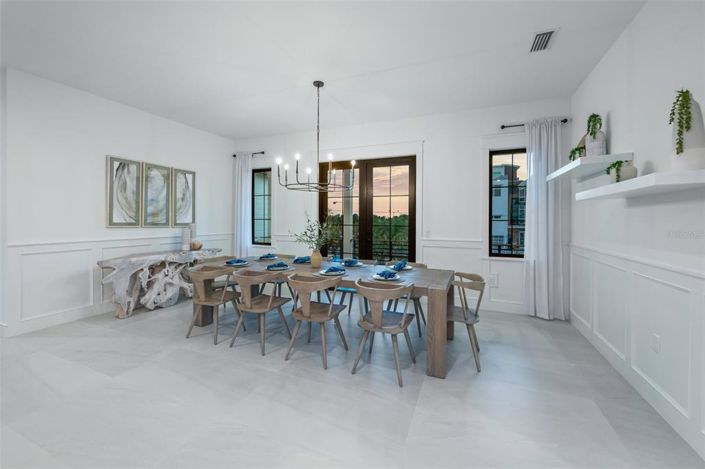 Image No.20-6 Bed Property for sale