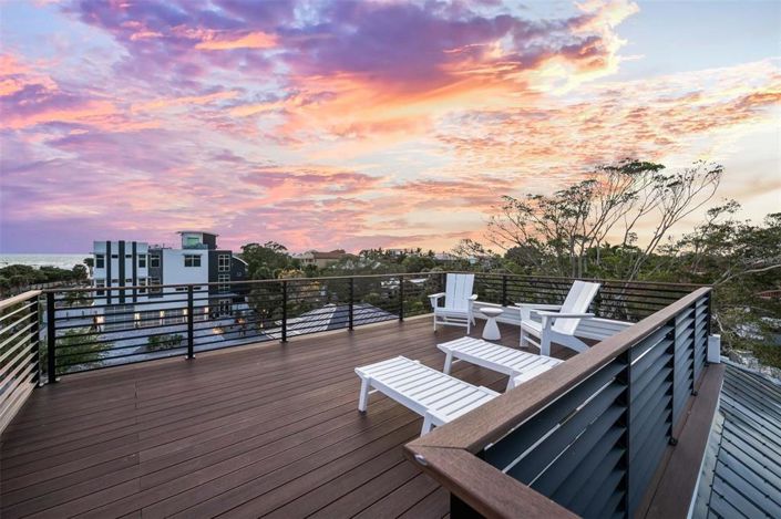 Image No.35-6 Bed Property for sale