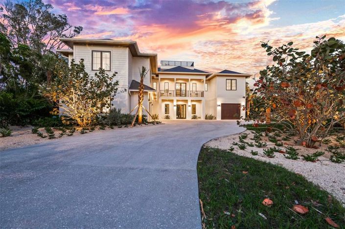 Image No.39-6 Bed Property for sale