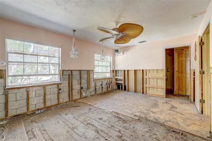 Image No.19-2 Bed Property for sale