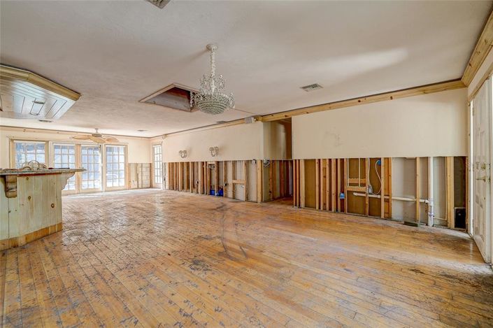 Image No.2-2 Bed Property for sale