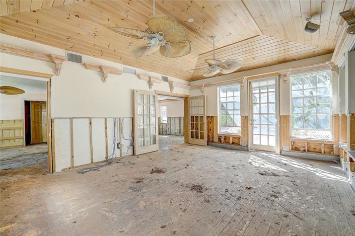 Image No.27-2 Bed Property for sale