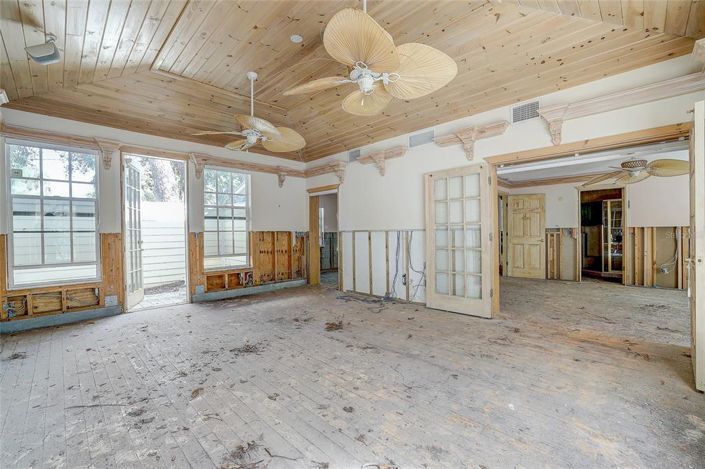 Image No.28-2 Bed Property for sale