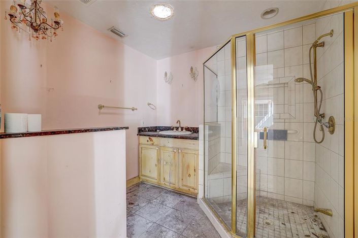 Image No.29-2 Bed Property for sale