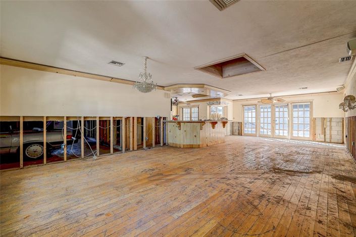 Image No.3-2 Bed Property for sale