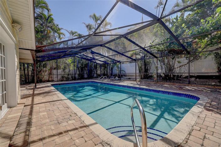 Image No.41-2 Bed Property for sale