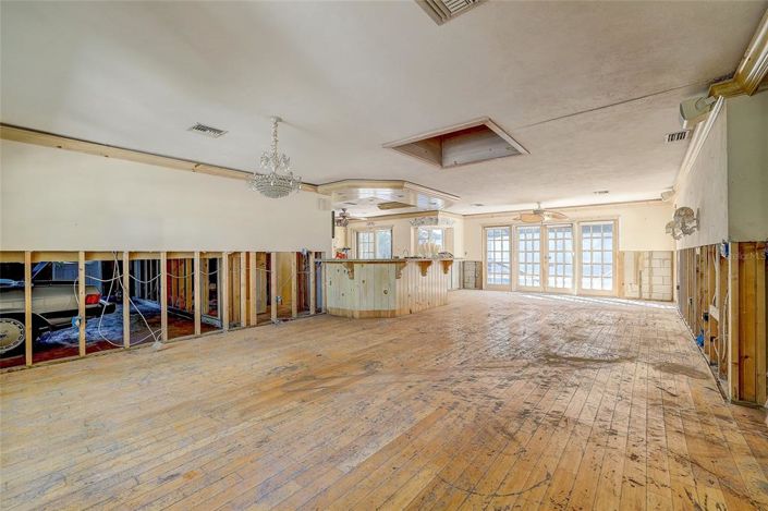 Image No.6-2 Bed Property for sale