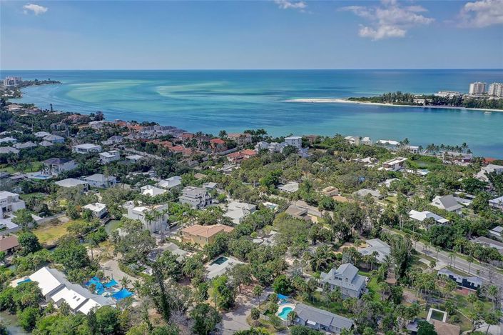 Image No.62-2 Bed Property for sale