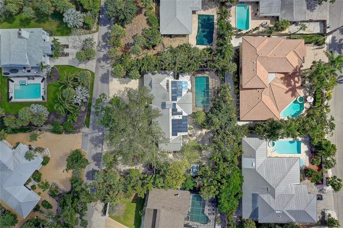 Image No.69-2 Bed Property for sale