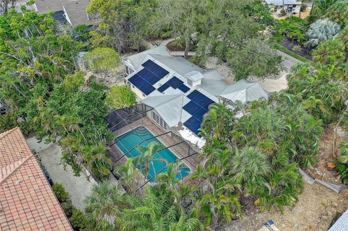 Image No.74-2 Bed Property for sale