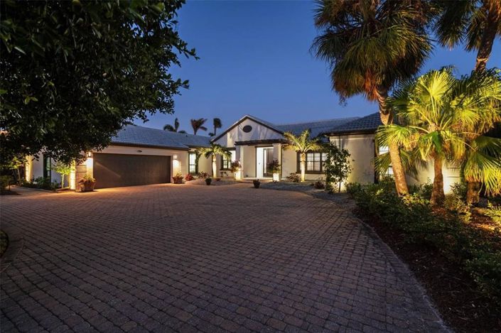 Image No.1-Propriété de 4 chambres à vendre à Sarasota