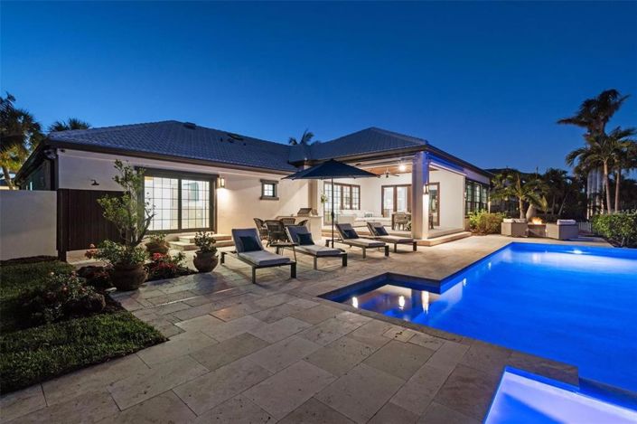 Image No.33-4 Bed Property for sale