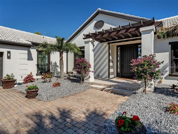 Image No.35-4 Bed Property for sale