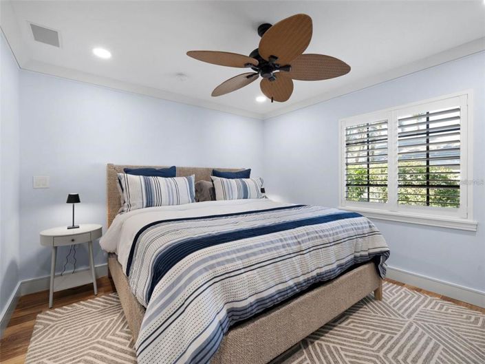 Image No.48-4 Bed Property for sale