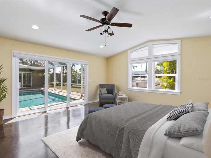 Image No.18-4 Bed Property for sale