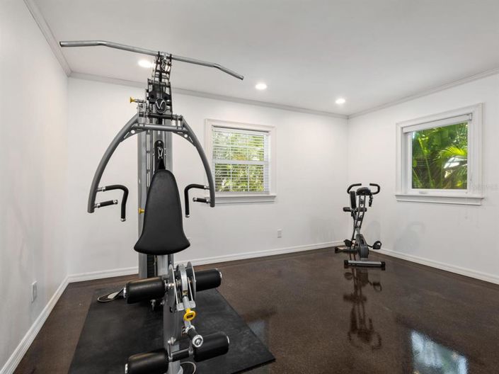 Image No.28-4 Bed Property for sale