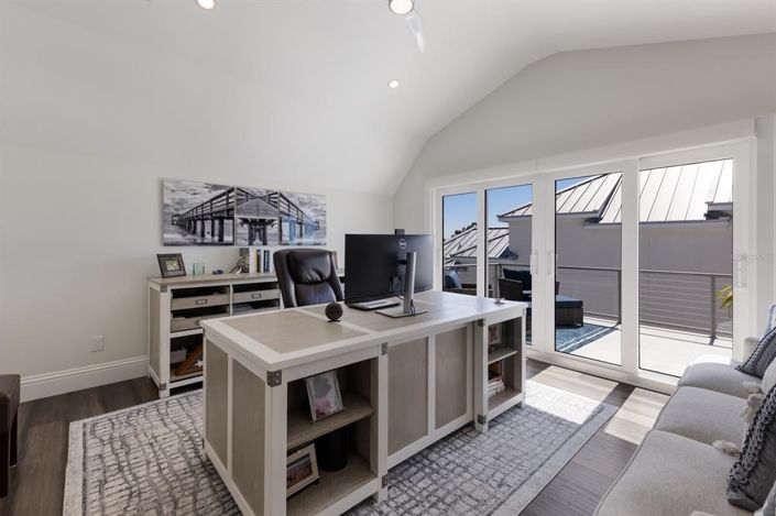 Image No.38-4 Bed Property for sale