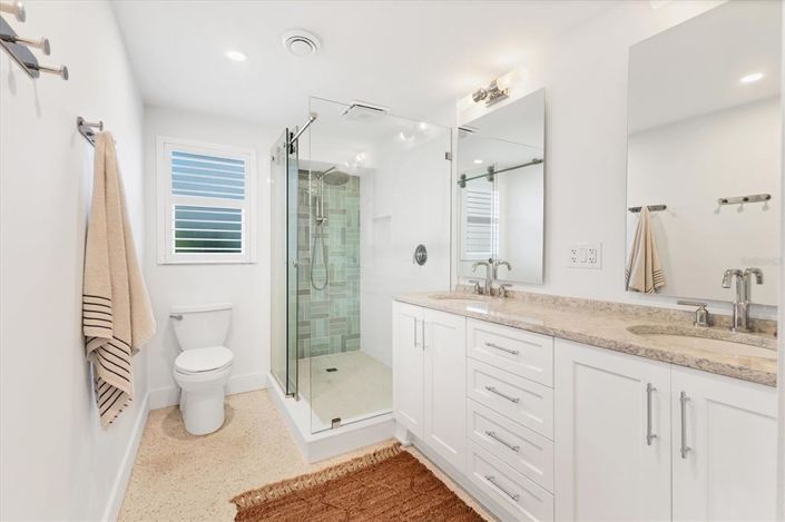 Image No.24-3 Bed Property for sale