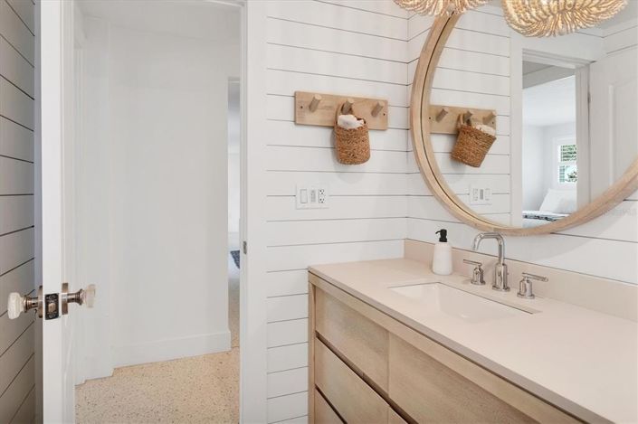 Image No.27-3 Bed Property for sale