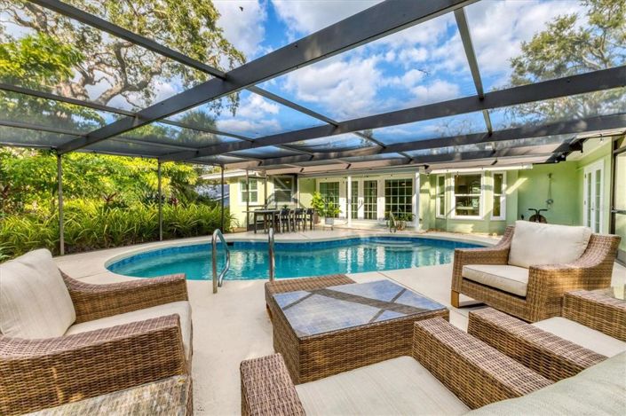 Image No.35-3 Bed Property for sale