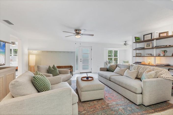 Image No.5-3 Bed Property for sale