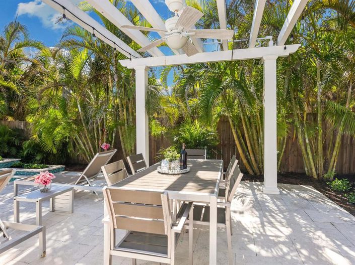 Image No.67-4 Bed Property for sale