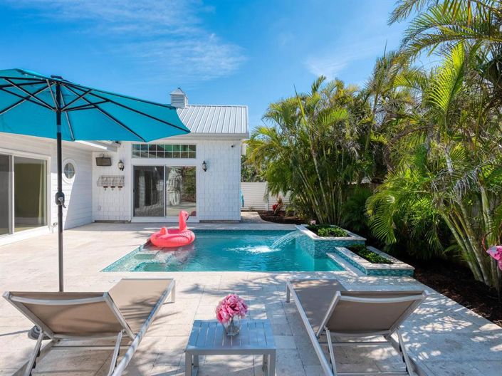 Image No.71-4 Bed Property for sale