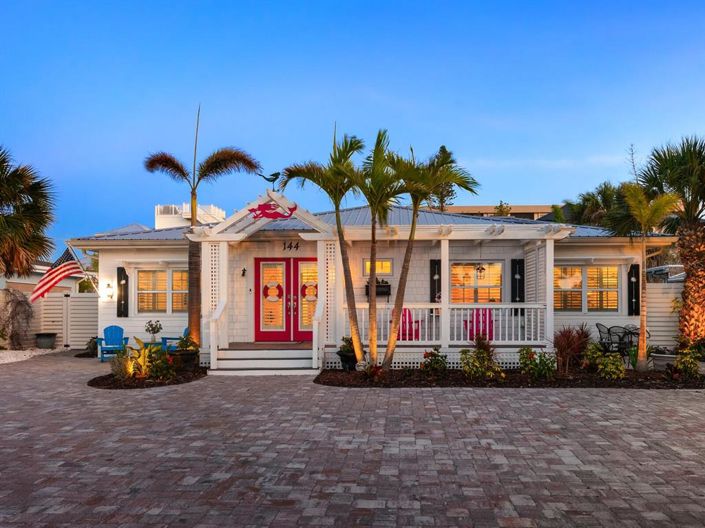 Image No.73-4 Bed Property for sale