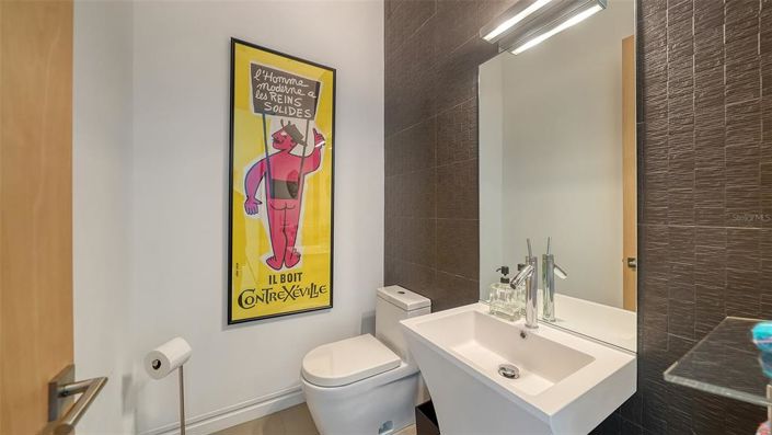 Image No.43-4 Bed Property for sale