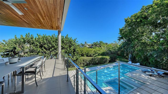 Image No.52-4 Bed Property for sale