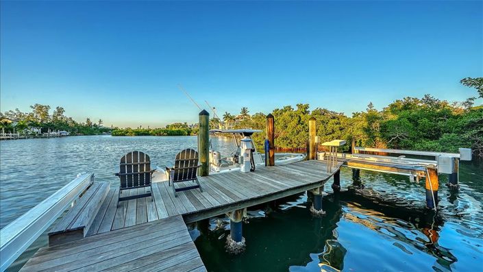 Image No.60-4 Bed Property for sale