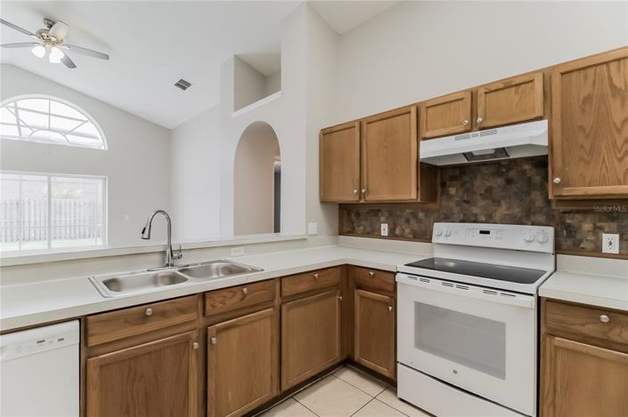 Image No.3-Propriété de 4 chambres à vendre à Kissimmee