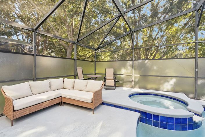 Image No.30-5 Bed Property for sale