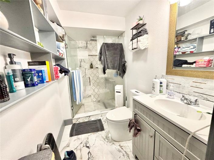 Image No.35-5 Bed Property for sale