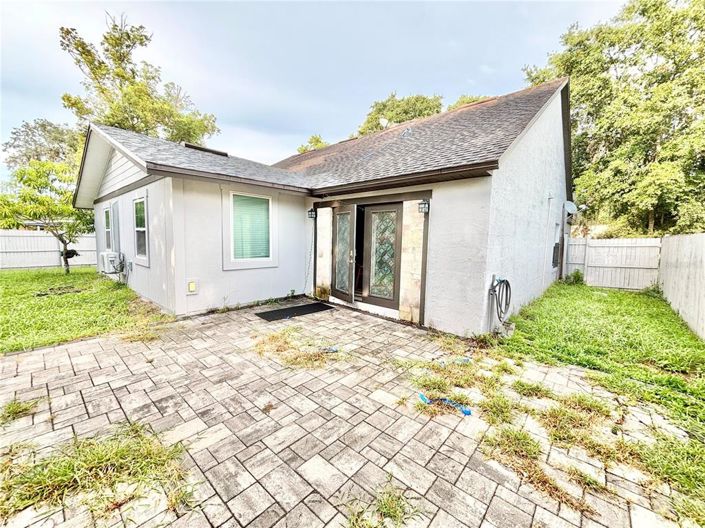 Image No.5-5 Bed Property for sale