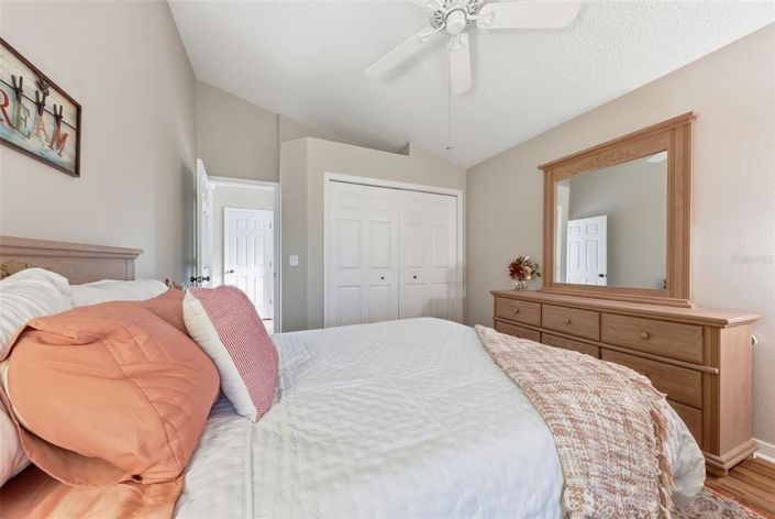 Image No.23-2 Bed Property for sale