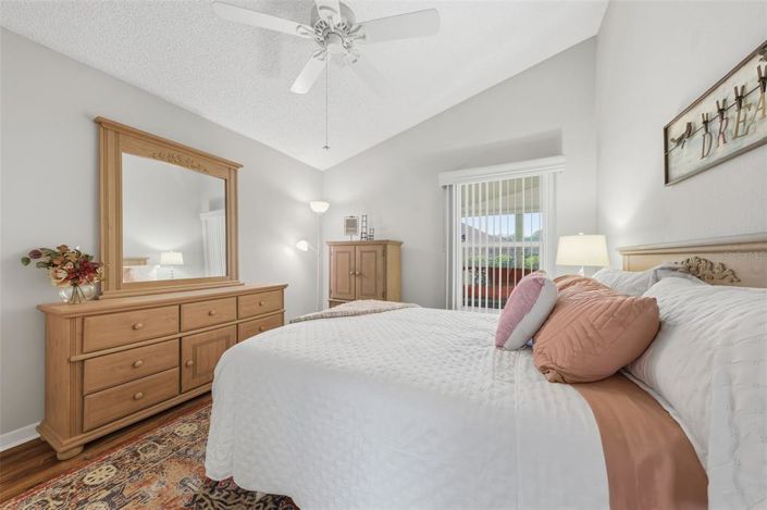 Image No.24-2 Bed Property for sale