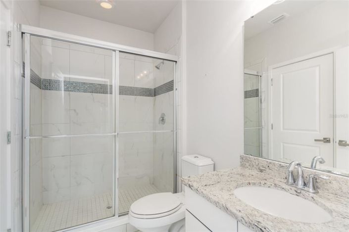 Image No.32-6 Bed Property for sale