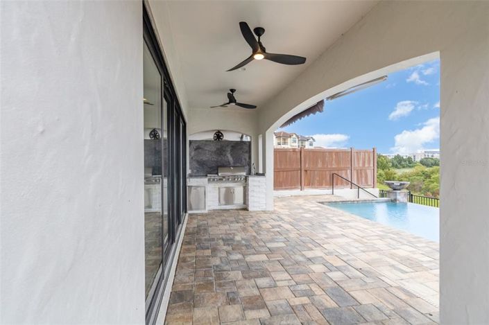 Image No.47-6 Bed Property for sale