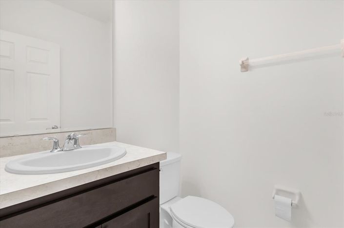 Image No.13-3 Bed Townhouse for sale