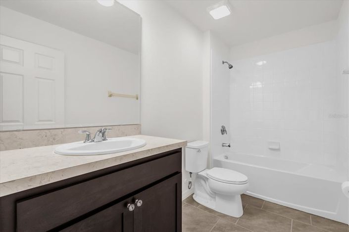 Image No.19-3 Bed Townhouse for sale