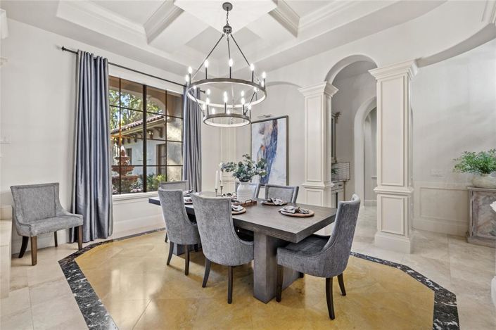 Image No.14-5 Bed Property for sale