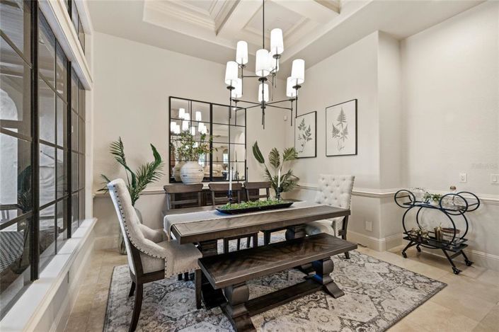 Image No.25-5 Bed Property for sale