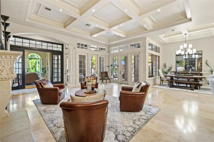 Image No.27-5 Bed Property for sale